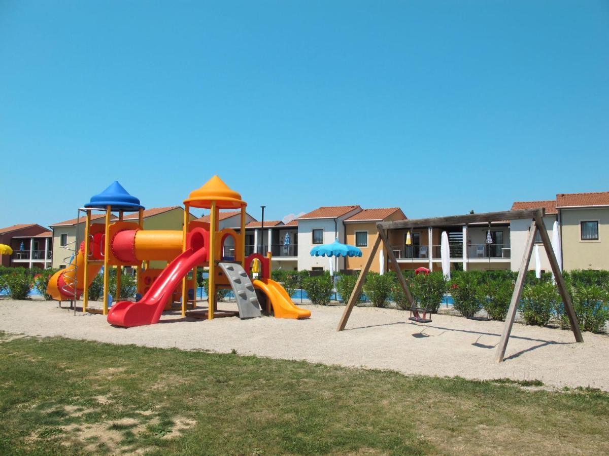 Apartment Belvedere Village-3 By Interhome Cavalcaselle Ngoại thất bức ảnh